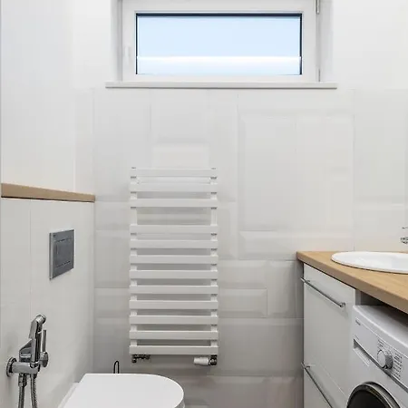 Shortstaypoland Bartycka * 바르샤바