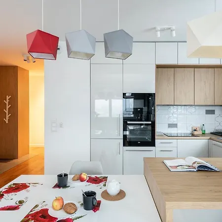 Shortstaypoland Bartycka ורשה